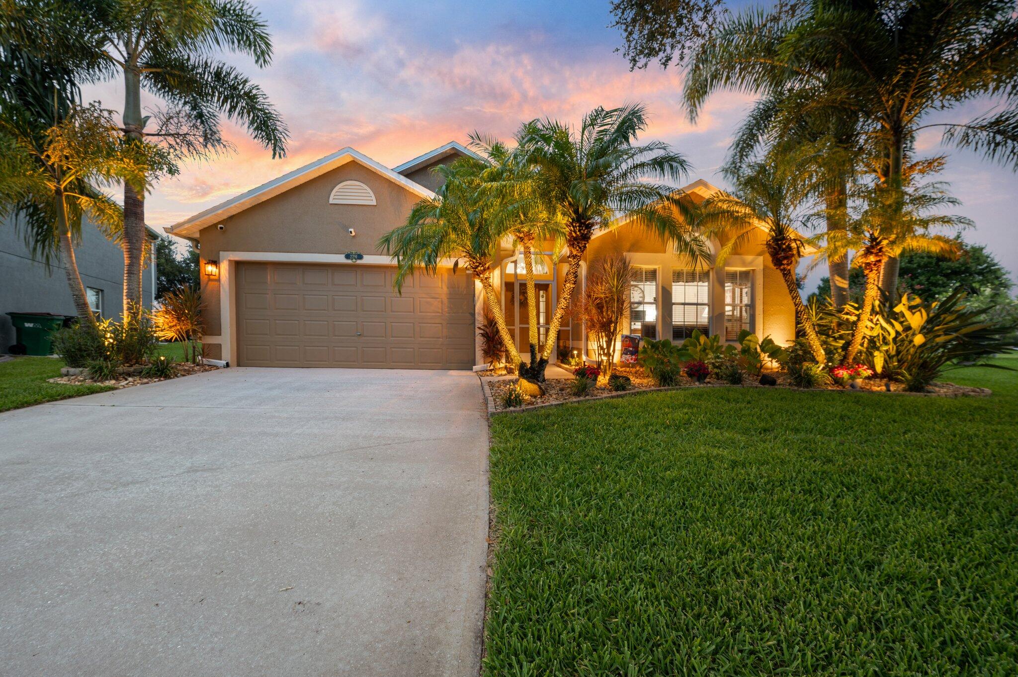 Lune Ct, Melbourne, FL 32904