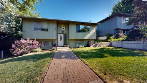 220 E Cannon St, Palouse, WA, 99161-8742 | Card Image