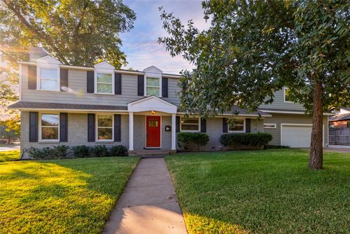 6401 Drury Ln, Fort Worth, TX, 76116-4403 | Card Image