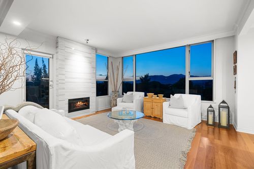 700-1788 W 13th Ave, Vancouver, BC, V6J2H1 | Card Image