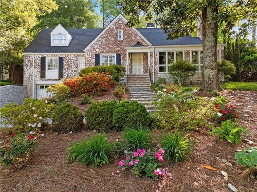 561 Peachtree Battle Ave Nw, Atlanta, GA, 30305-4034 | Card Image