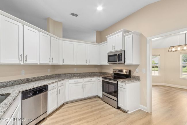 78262 Saddle Rock Rd, House other with 4 bedrooms, 2 bathrooms and null parking in Yulee FL | Image 17
