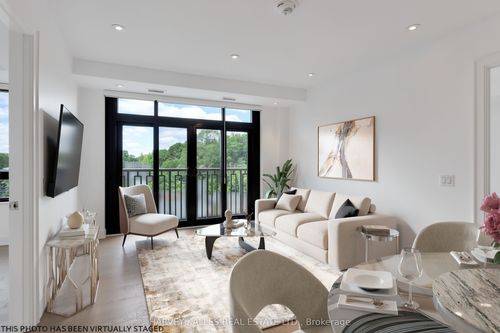 403-1 Strathgowan Ave, Toronto, ON, M4N0B3 | Card Image