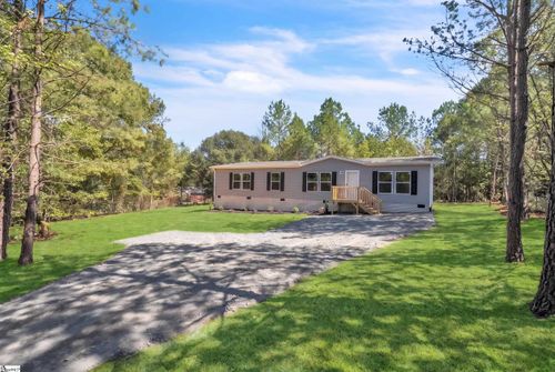 1100 Cherokee Cir, Anderson, SC, 29625-5512 | Card Image
