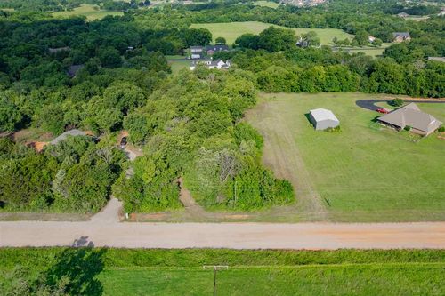 928 N Brushcreek Road, Stillwater, OK, 74075-0000 | Card Image