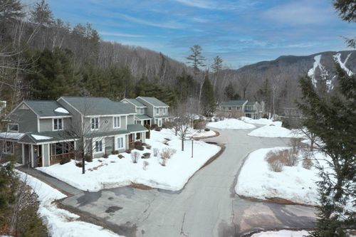 1-5 Hillside Cir, Lincoln, NH, 03251-4267 | Card Image