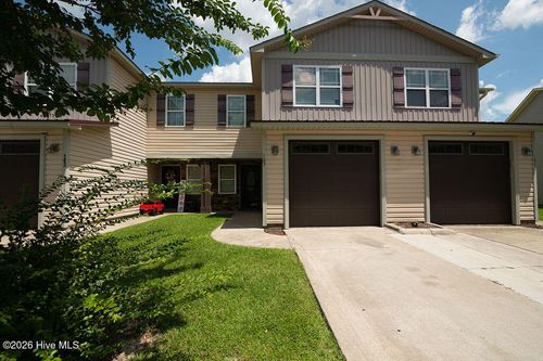 105 Kenan Loop, Jacksonville, NC, 28546-7423 | Card Image