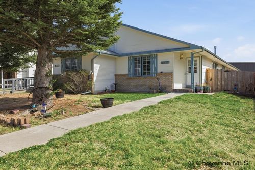 2617 Sagebrush Ave, Cheyenne, WY, 82009-4422 | Card Image