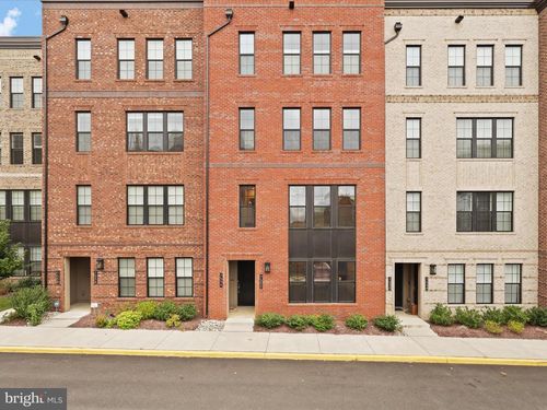 1405-7552 Sawyer Farm Way, MCLEAN, VA, 22102-4125 | Card Image