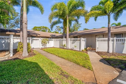 2-4293 Island Cir, FORT MYERS, FL, 33919-4432 | Card Image