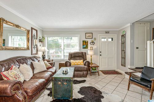 apt-d-1700 Valley Ave, HOMEWOOD, AL, 35209-1242 | Card Image