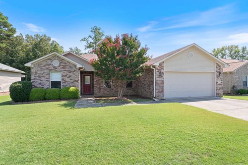 13 Castleton Dr, Ward, AR, 72176-9645 | Card Image