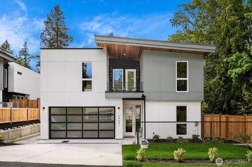 3968 162nd Pl Se, Bellevue, WA, 98006 | Card Image