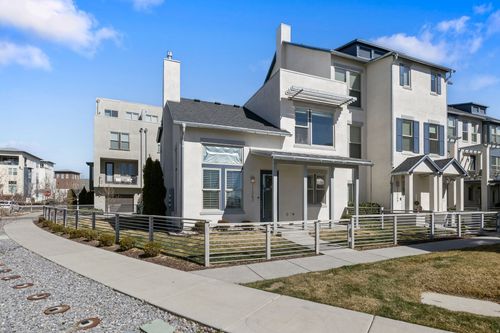 11267 S High Crest Ln, South Jordan, UT, 84009-5035 | Card Image