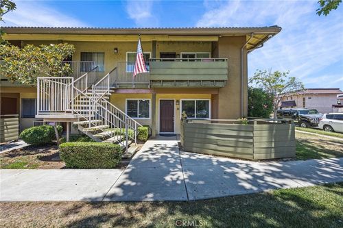 32-2094 E Grand Ave, Escondido, CA, 92027-3451 | Card Image