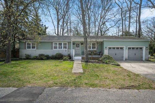 331 Holly Ln, Cape May, NJ, 08204-4907 | Card Image
