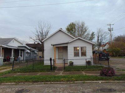 114 N Ohio Avenue, House other with 3 bedrooms, 1 bathrooms and null parking in Muncie IN | Image 1