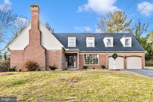 13110 Woodburn Dr, HAGERSTOWN, MD, 21742-2842 | Card Image