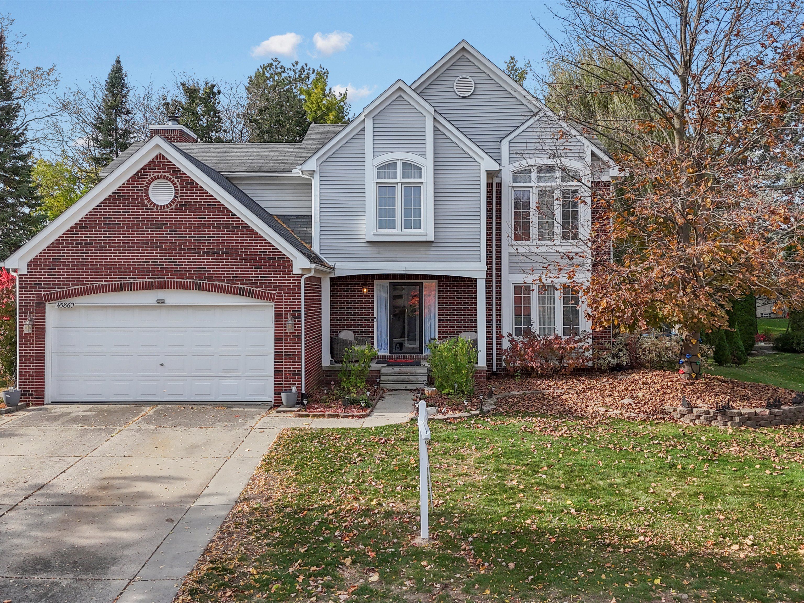 Primrose Ct, Plymouth, MI 48170