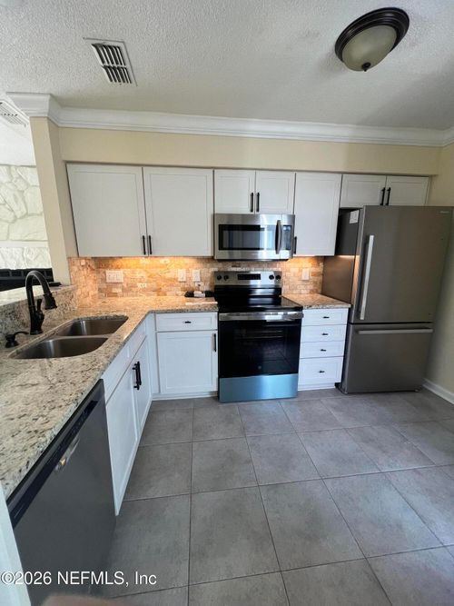 4928 Astoria Ct, Jacksonville, FL, 32217-4771 | Card Image