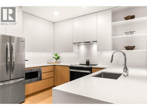 1301-1702 Coursier Ave, Revelstoke, BC, V0E2S0 | Card Image