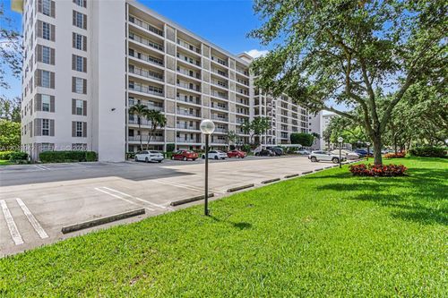 406-3250 N Palm Aire Dr, Pompano Beach, FL, 33069-3887 | Card Image