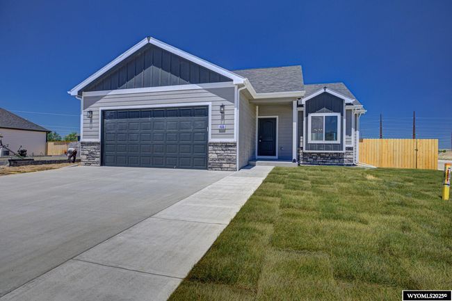 4636 Shale Cir, House other with 4 bedrooms, 3 bathrooms and null parking in Mills WY | Image 5