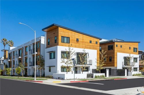 1567 Hi Point St, Los Angeles, CA, 90035-3907 | Card Image