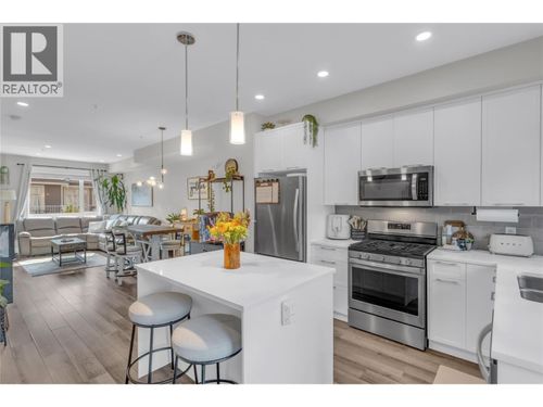 50-13098 Shoreline Way, Lake Country, BC, V4V0A8 | Card Image