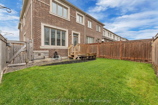 479 Izumi Gate, House attached with 4 bedrooms, 3 bathrooms and 1 parking in Milton ON | Image 46
