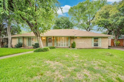 930 Glen Oaks Boulevard, Dallas, TX, 75232 | Card Image