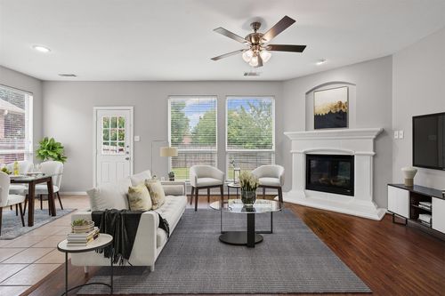 2821 Lynx Ln, Fort Worth, TX, 76244-4782 | Card Image