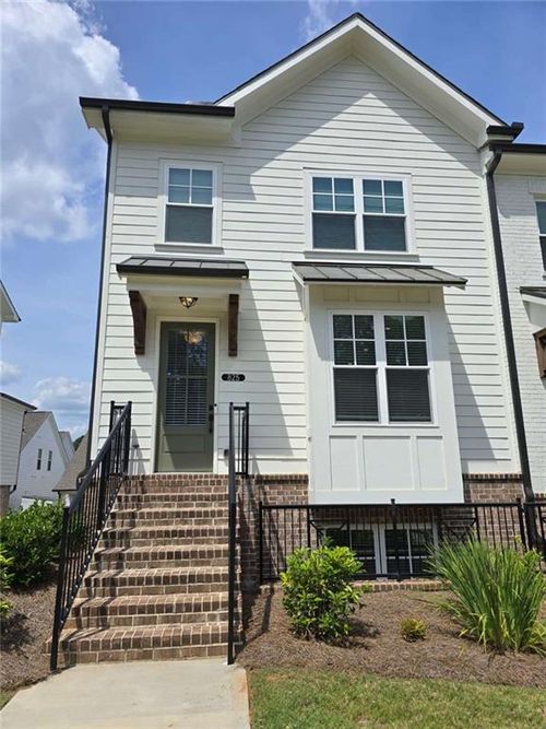 825 Green Sapling Trl, Suwanee, GA, 30024-5129 | Card Image