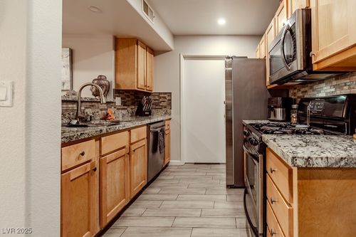 1061-7885 W Flamingo Rd, Las Vegas, NV, 89147-7423 | Card Image