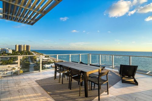 n1003-2200 N Ocean Blvd, Fort Lauderdale, FL, 33305-1982 | Card Image