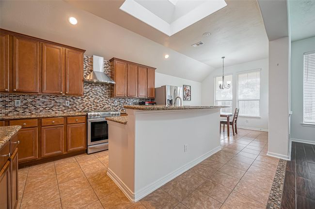 Kitchen | Image 18