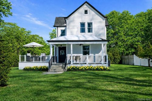 235 Cemetery Rd, East Marion, NY, 11939-1615 | Card Image