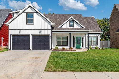 207 Jesse Dr, Pleasant View, TN, 37146-2503 | Card Image