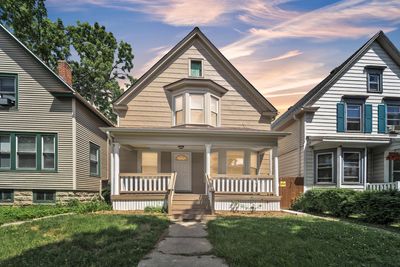 644 S 28th St, House other with 4 bedrooms, 1 bathrooms and null parking in Milwaukee WI | Image 1