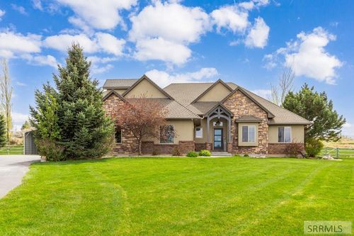6568 E Middle Fork Rd, Idaho Falls, ID, 83406-5118 | Card Image