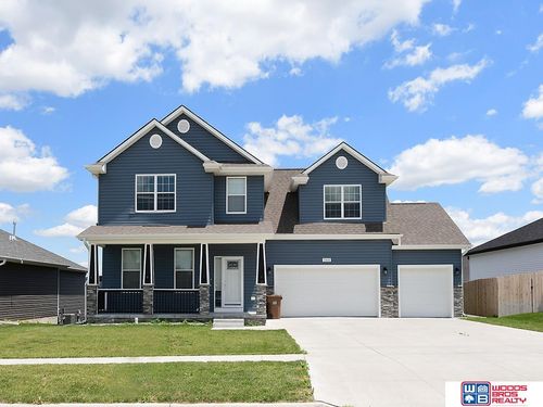 7332 N 9th St, Lincoln, NE, 68521-2408 | Card Image