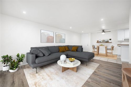 119-448 N Bellflower Blvd, Long Beach, CA, 90814 | Card Image