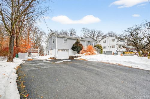 35 Maple Ln, Monroe, NY, 10950-1024 | Card Image