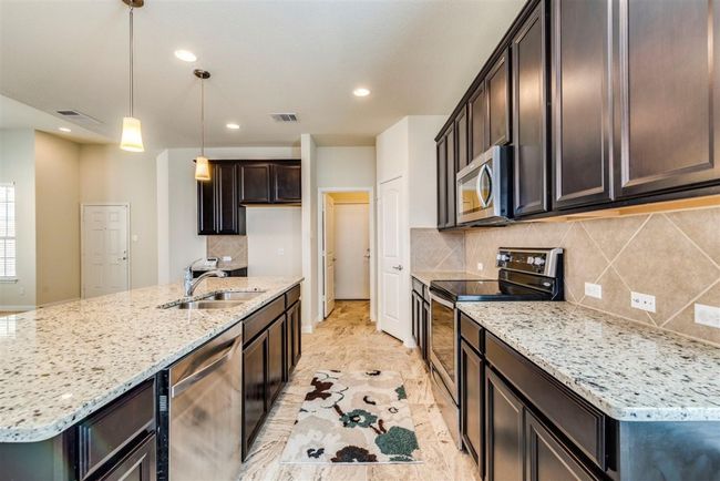 16016 Canberra Trl, House other with 3 bedrooms, 3 bathrooms and 4 parking in Austin TX | Image 5