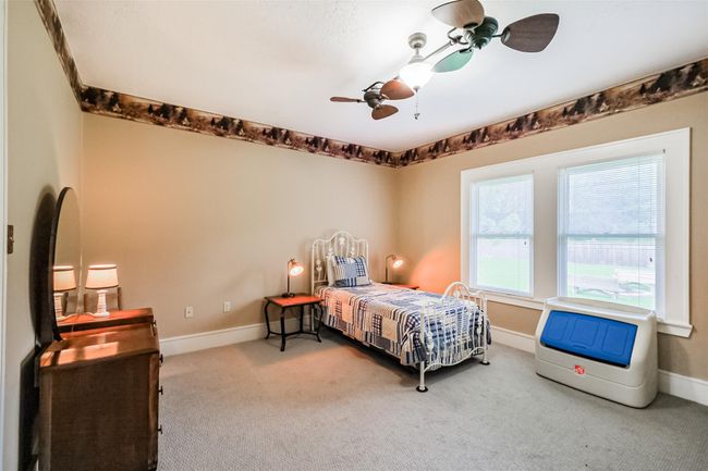 3524 County Road 107 F, House other with 4 bedrooms, 2 bathrooms and 2 parking in Pearland TX | Image 11