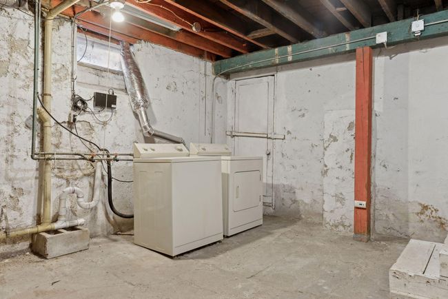 Basement Laundry | Image 17