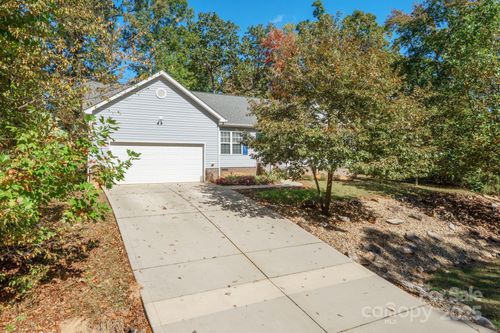 5039 Penn Rd, Iron Station, NC, 28080-9416 | Card Image