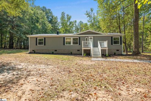 22 Rabon Valley Acres Rd, Fountain Inn, SC, 29644-8605 | Card Image
