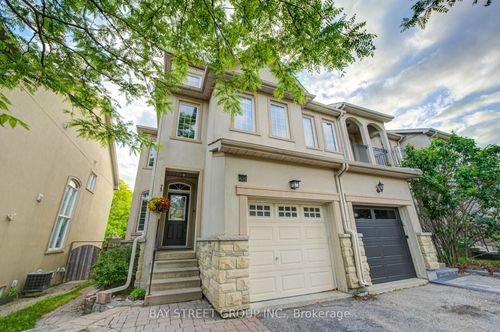 46 Romance Dr, Richmond Hill, ON, L4S2R7 | Card Image