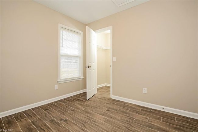 4407 Pleasant Valley Rd, House other with 3 bedrooms, 2 bathrooms and null parking in Greensboro NC | Image 12
